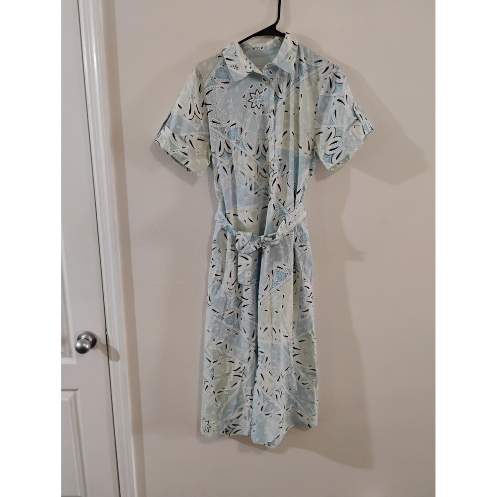 Ann Taylor Weekend Blue White Geometric Floral Short Sleeve Shirt Dress Size 8